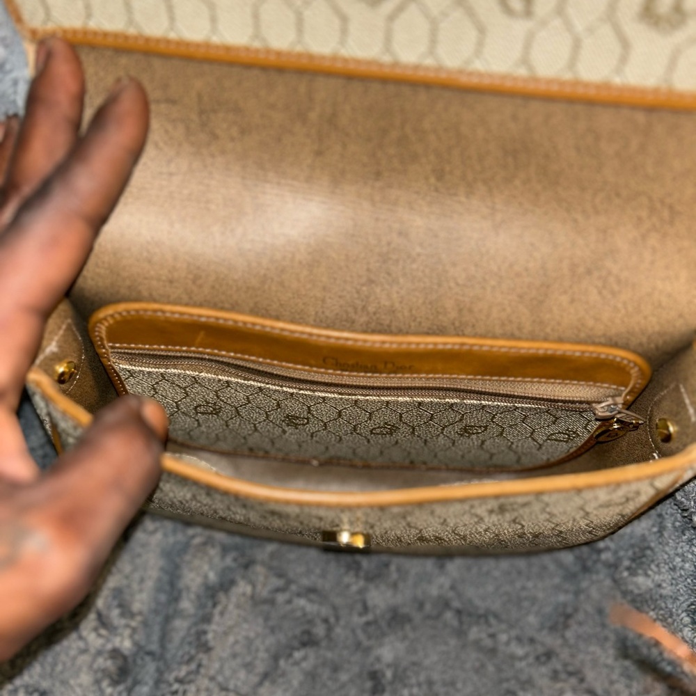 1980s Christian Dior honeycomb canvas shoulder bag and coin pouch Vintage - Picture 5 of 8